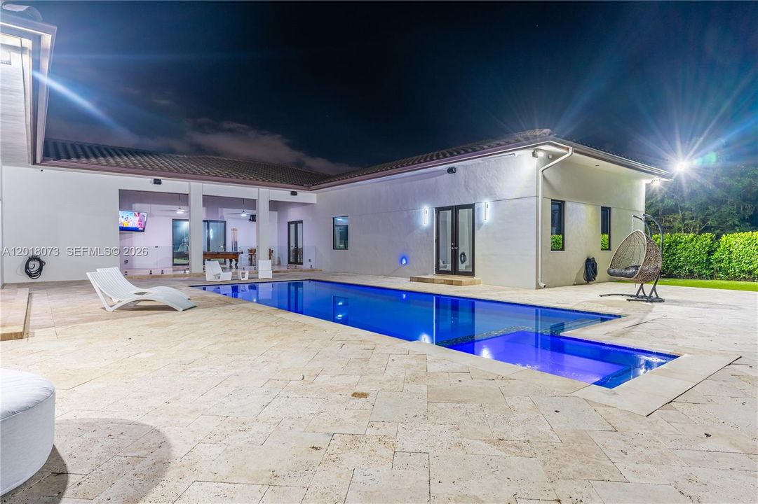 En Venta: $3,250,000 (5 camas, 6 baños, 3919 Pies cuadrados)