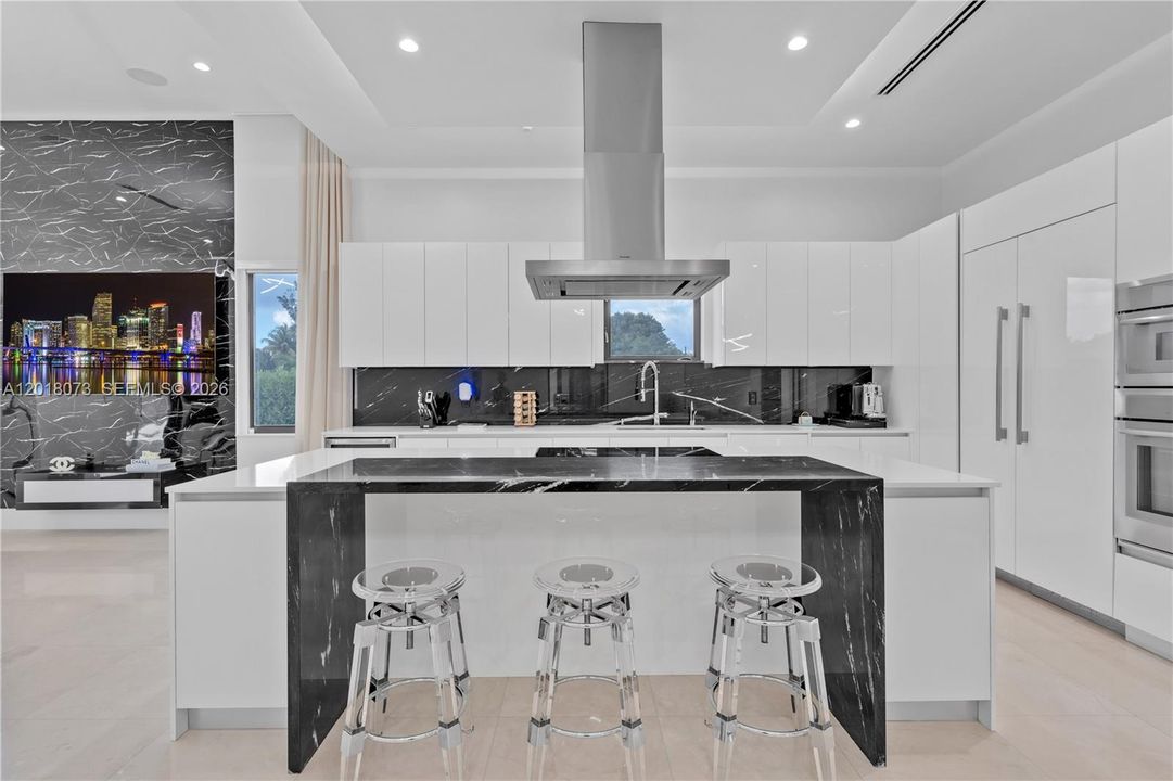 En Venta: $3,250,000 (5 camas, 6 baños, 3919 Pies cuadrados)
