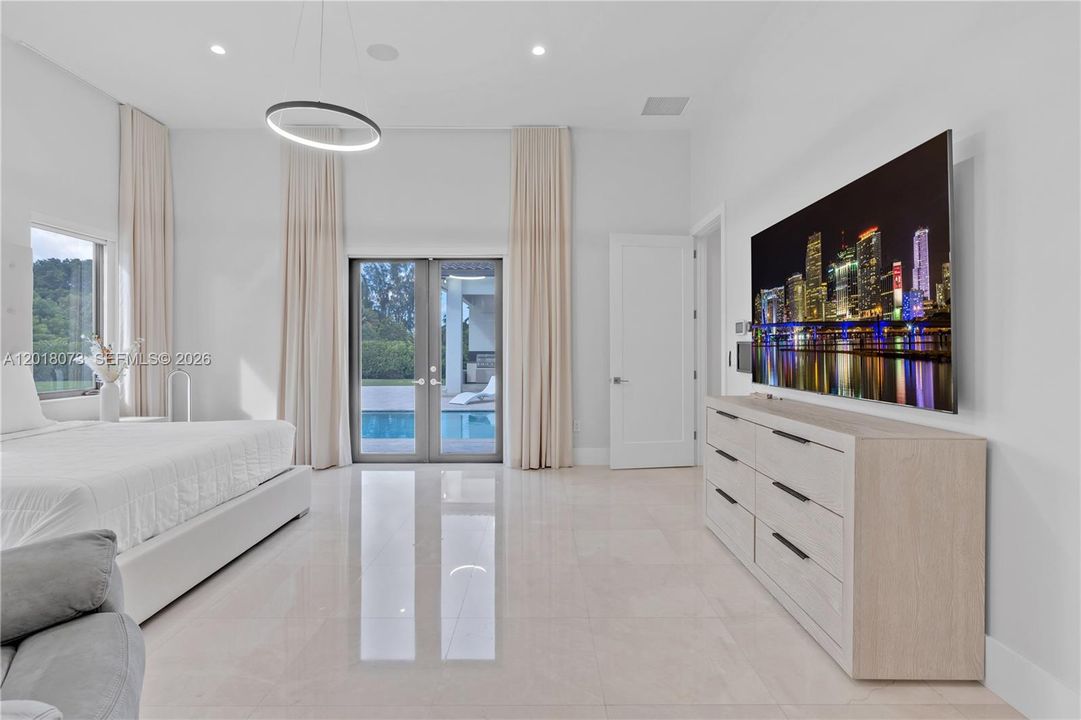 En Venta: $3,250,000 (5 camas, 6 baños, 3919 Pies cuadrados)