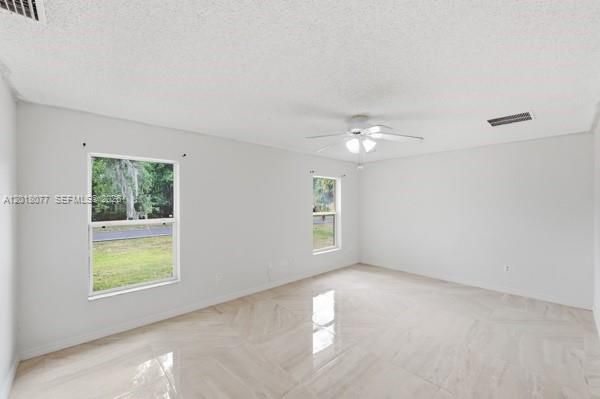 For Sale: $385,000 (3 beds, 2 baths, 2055 Square Feet)
