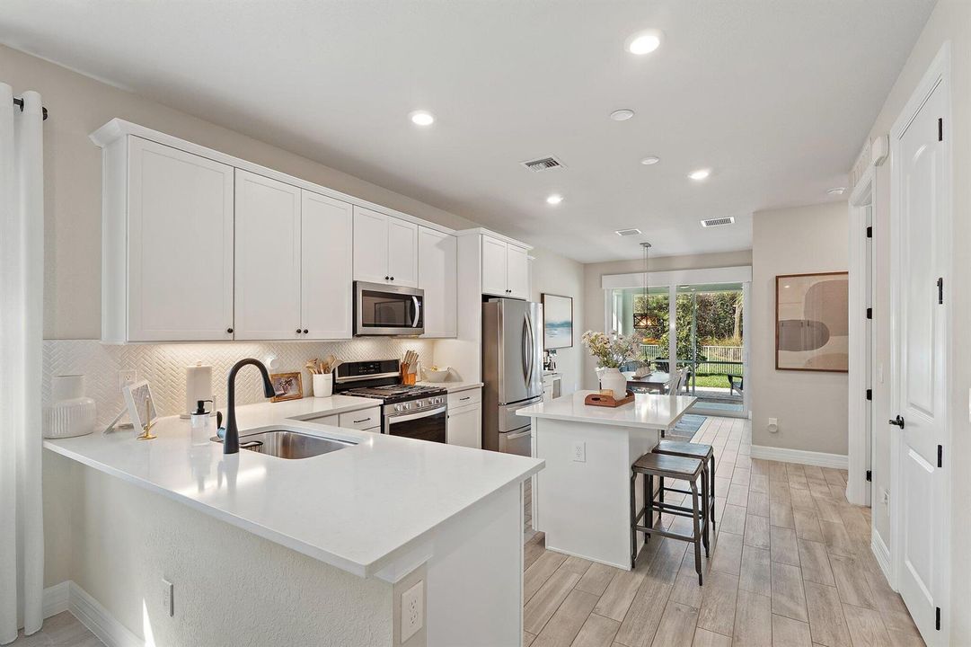 015-12480SWMyrtleOakDr-PortSaintLucie-SM