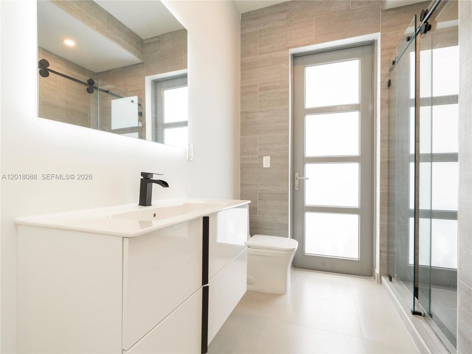 Recently Rented: $5,400 (4 beds, 3 baths, 2308 Square Feet)