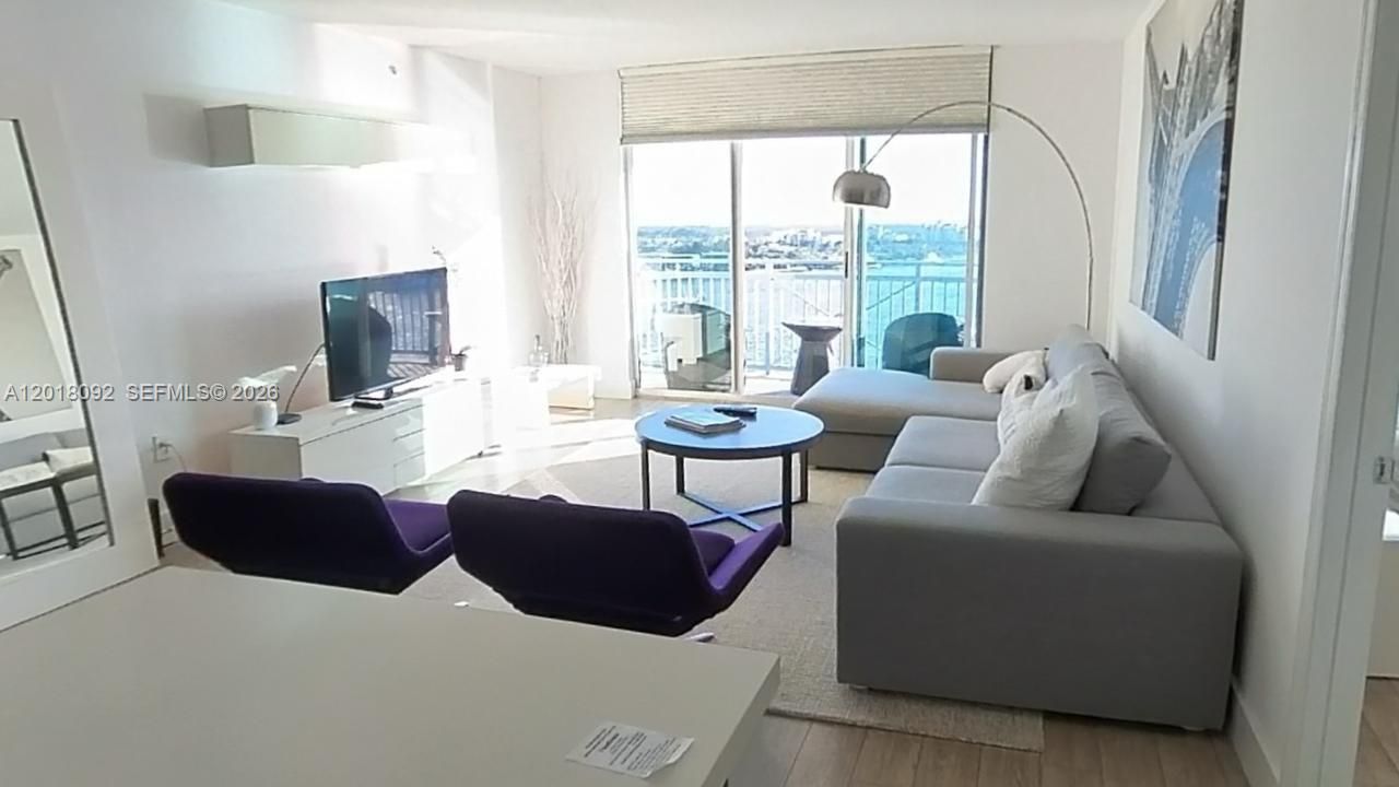 For Rent: $7,900 (2 beds, 2 baths, 1090 Square Feet)