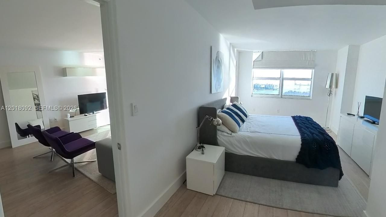 For Rent: $7,900 (2 beds, 2 baths, 1090 Square Feet)