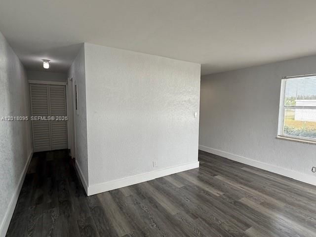 For Rent: $1,500 (1 beds, 1 baths, 2304 Square Feet)