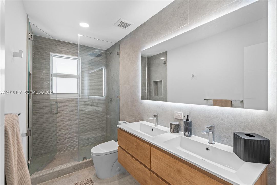 Active With Contract: $8,500 (4 beds, 2 baths, 2185 Square Feet)