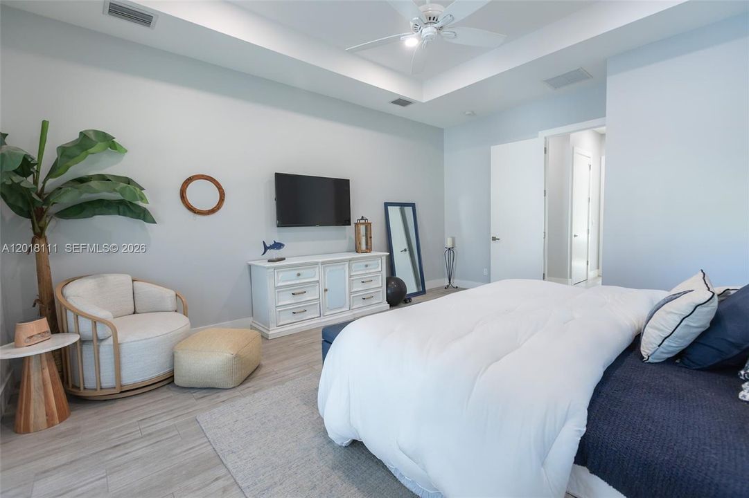 For Sale: $1,399,000 (3 beds, 3 baths, 2358 Square Feet)
