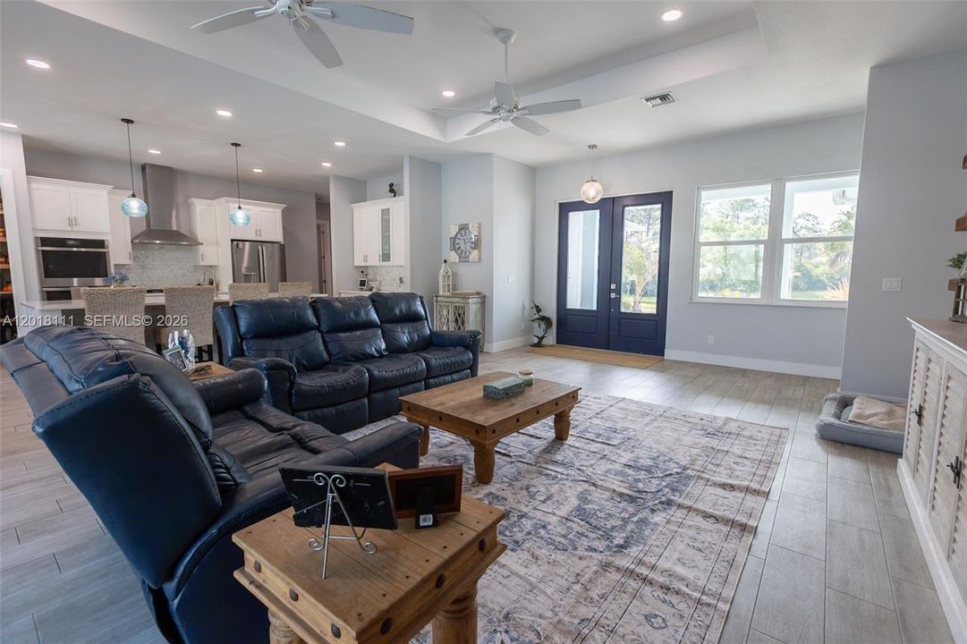 For Sale: $1,399,000 (3 beds, 3 baths, 2358 Square Feet)