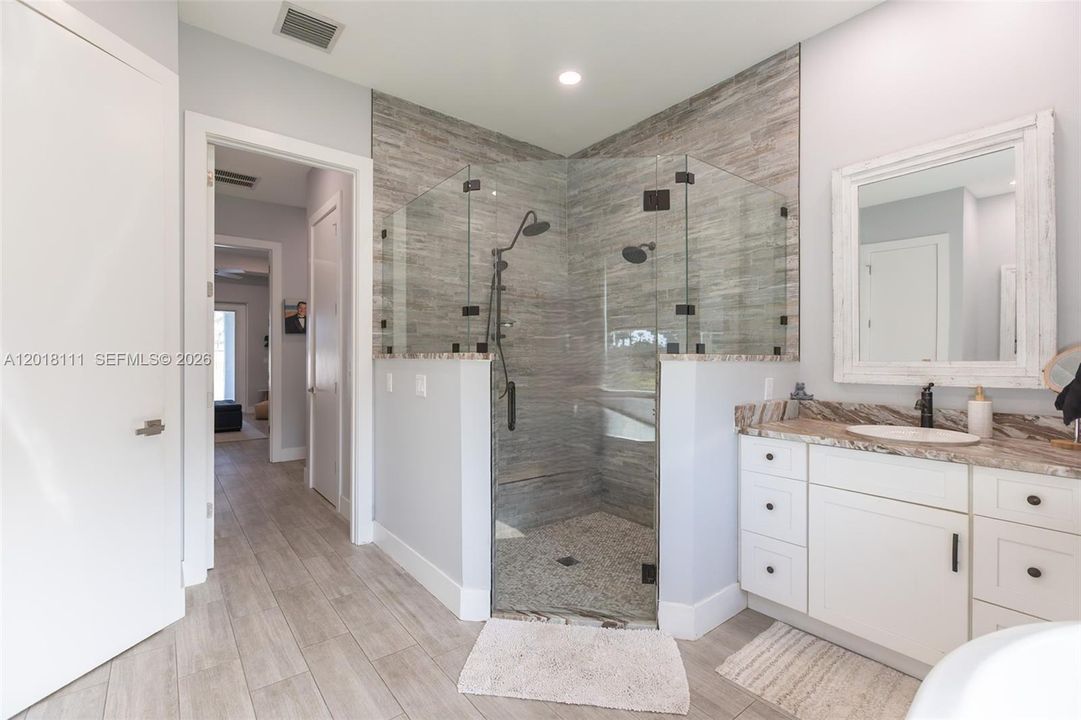 For Sale: $1,399,000 (3 beds, 3 baths, 2358 Square Feet)