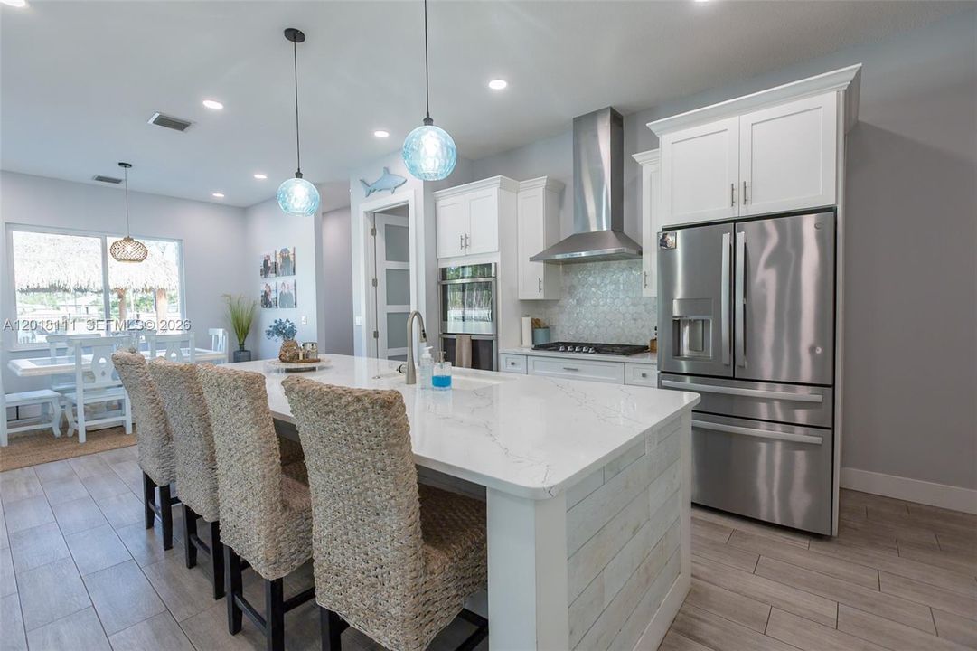 For Sale: $1,399,000 (3 beds, 3 baths, 2358 Square Feet)