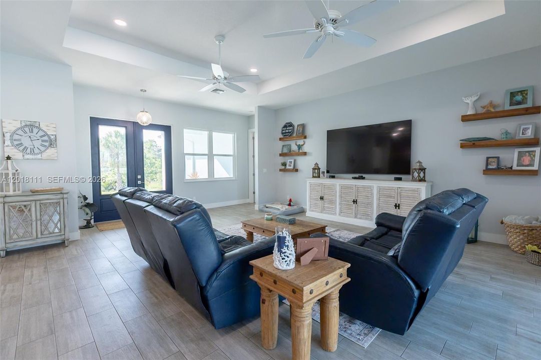 For Sale: $1,399,000 (3 beds, 3 baths, 2358 Square Feet)