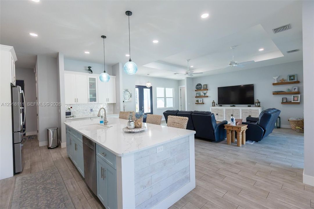 For Sale: $1,399,000 (3 beds, 3 baths, 2358 Square Feet)