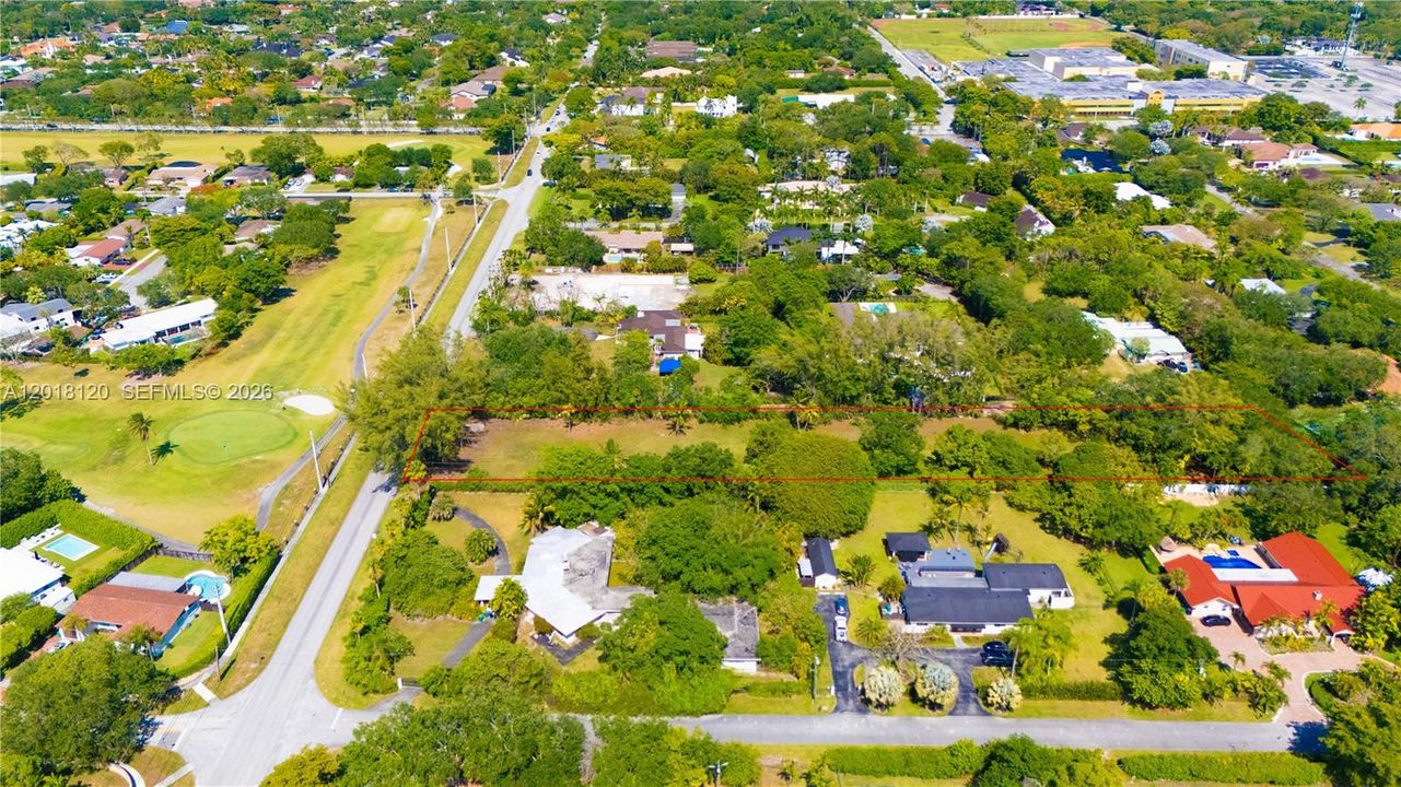 待售: $1,875,000 (1.59 acres)