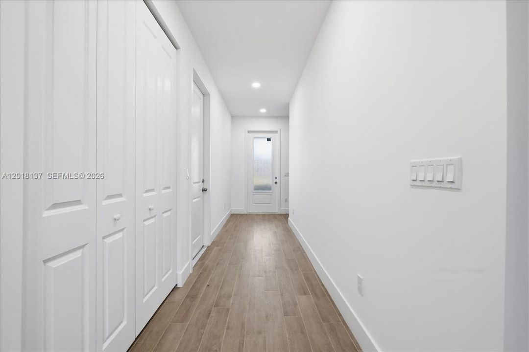 For Rent: $2,000 (3 beds, 2 baths, 0 Square Feet)
