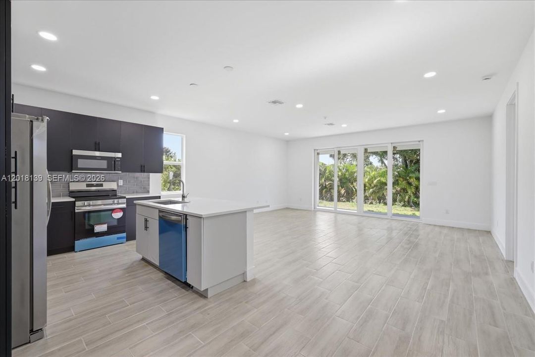 En Venta: $399,900 (3 camas, 2 baños, 0 Pies cuadrados)