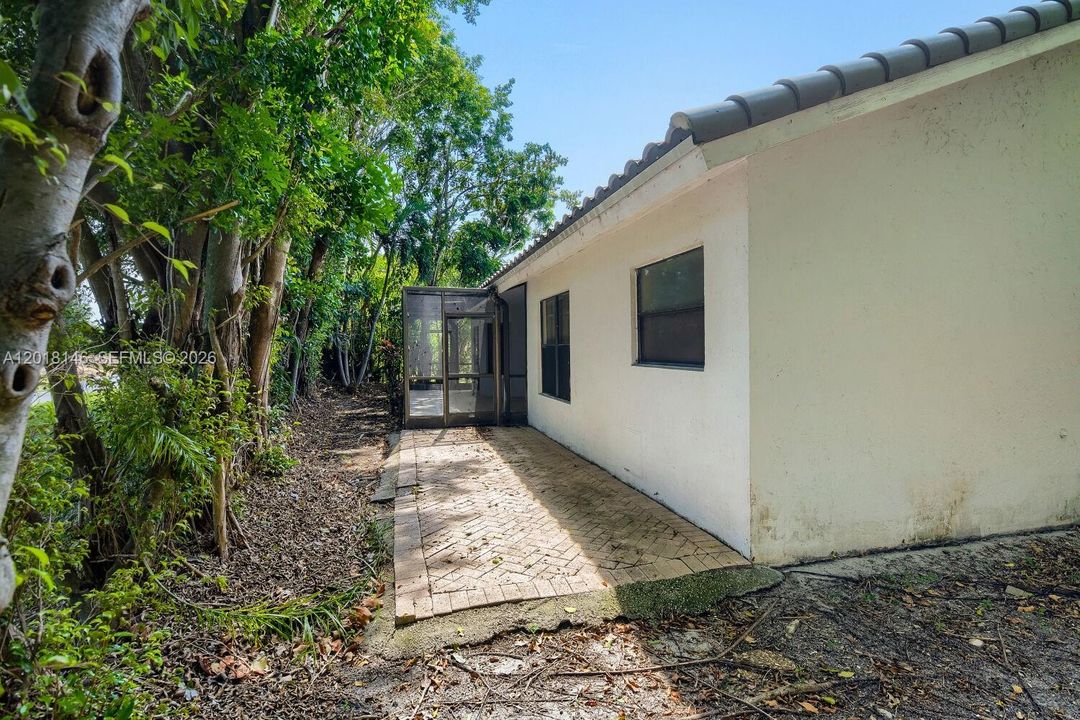 Activo con contrato: $519,900 (3 camas, 2 baños, 1862 Pies cuadrados)