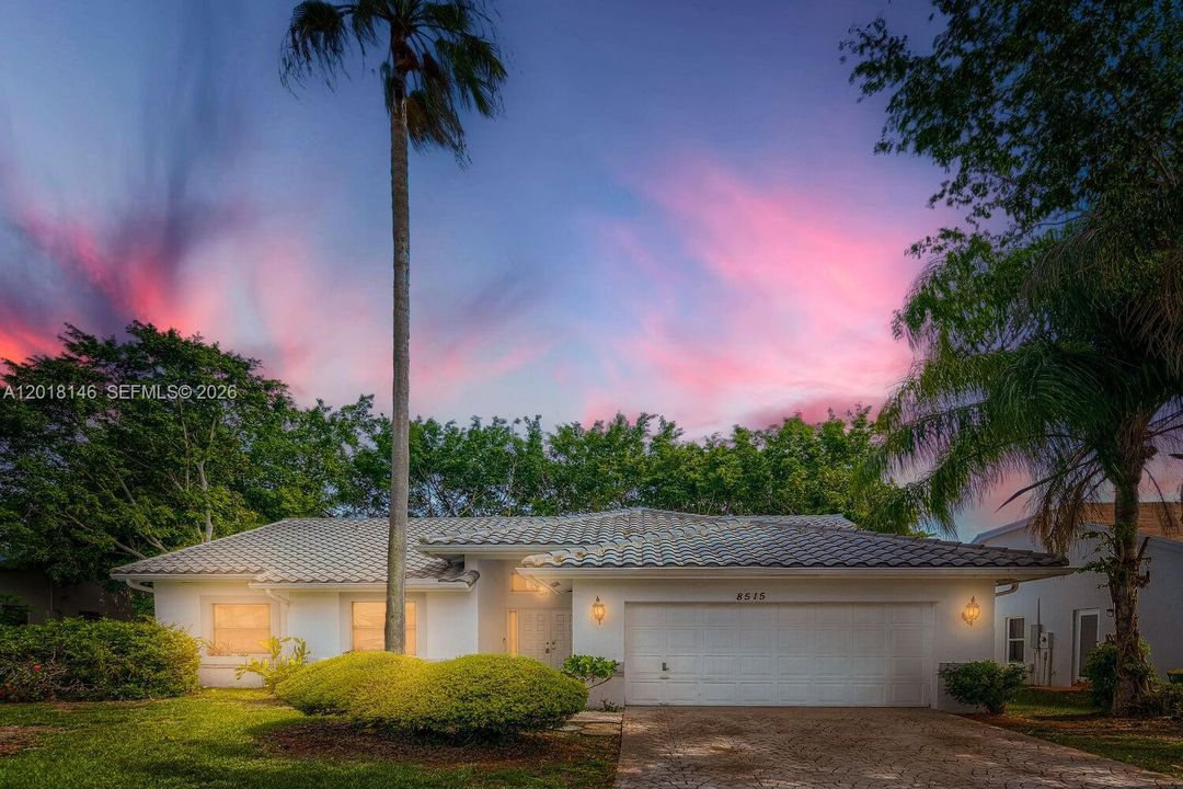 Activo con contrato: $519,900 (3 camas, 2 baños, 1862 Pies cuadrados)