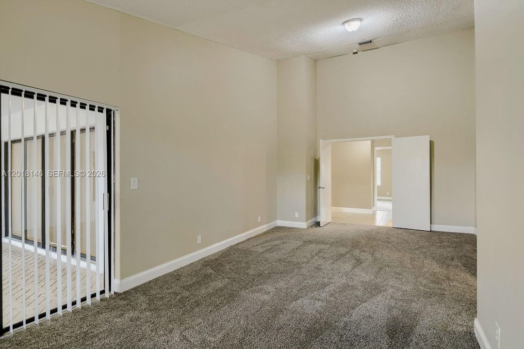 Activo con contrato: $519,900 (3 camas, 2 baños, 1862 Pies cuadrados)
