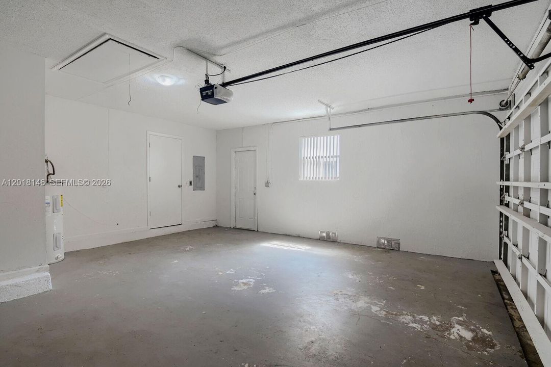 Activo con contrato: $519,900 (3 camas, 2 baños, 1862 Pies cuadrados)