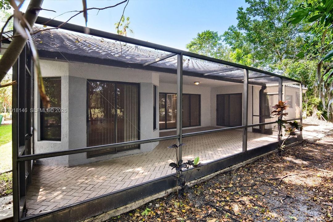 Activo con contrato: $519,900 (3 camas, 2 baños, 1862 Pies cuadrados)