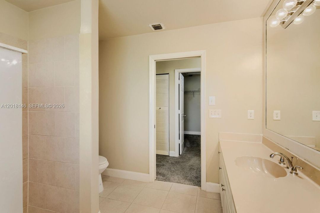Activo con contrato: $519,900 (3 camas, 2 baños, 1862 Pies cuadrados)