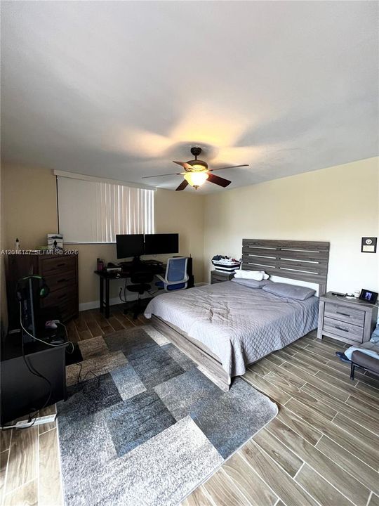 For Rent: $2,650 (2 beds, 2 baths, 1183 Square Feet)