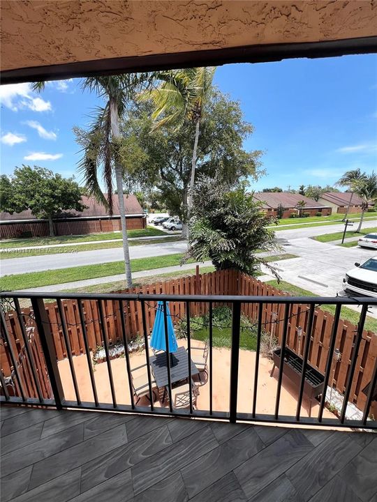For Rent: $2,650 (2 beds, 2 baths, 1183 Square Feet)