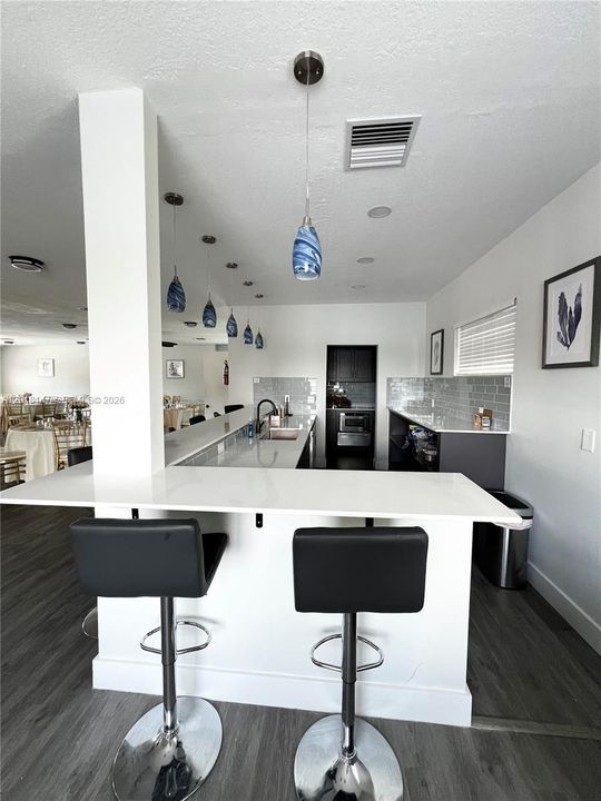 For Rent: $2,650 (2 beds, 2 baths, 1183 Square Feet)