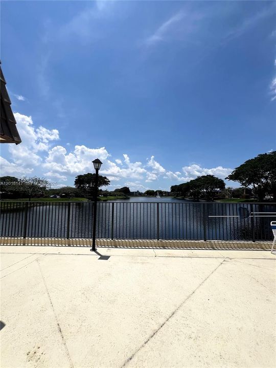 For Rent: $2,650 (2 beds, 2 baths, 1183 Square Feet)