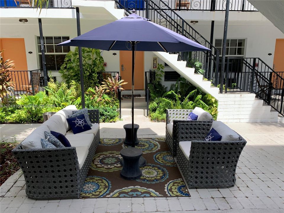 For Rent: $1,600 (0 beds, 1 baths, 18467 Square Feet)