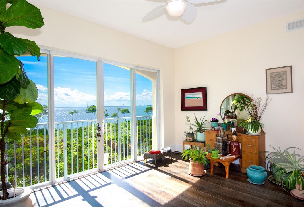 Waterview - Sitting Room