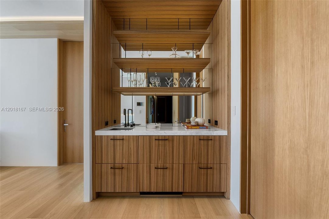 En Venta: $110,000,000 (9 camas, 9 baños, 10791 Pies cuadrados)