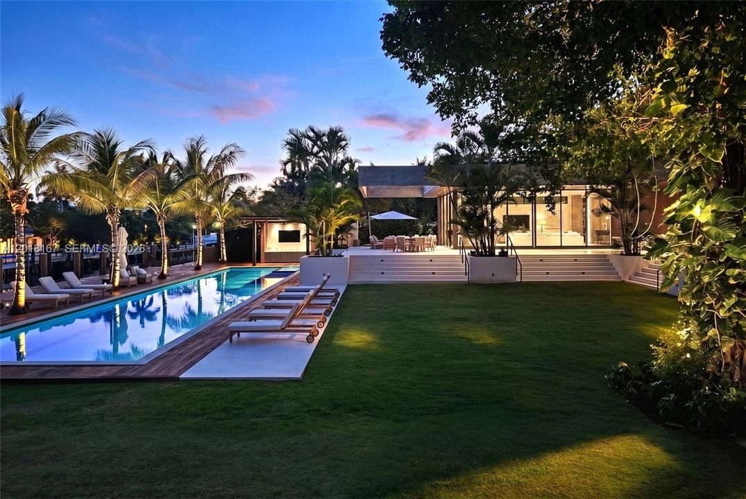 En Venta: $110,000,000 (9 camas, 9 baños, 10791 Pies cuadrados)