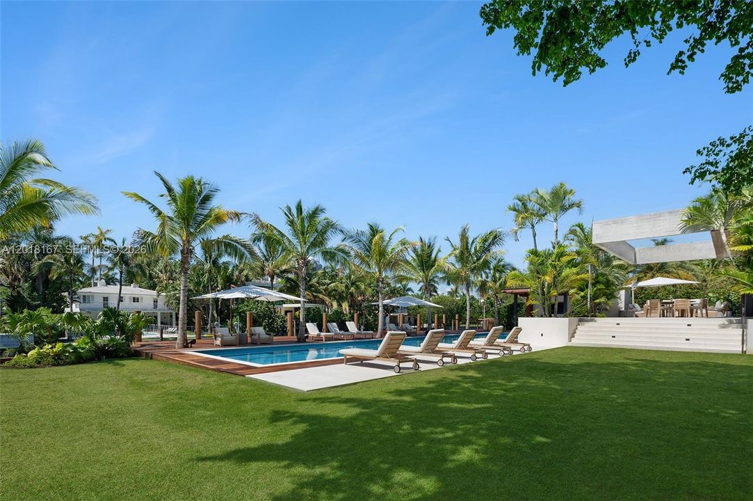 En Venta: $110,000,000 (9 camas, 9 baños, 10791 Pies cuadrados)