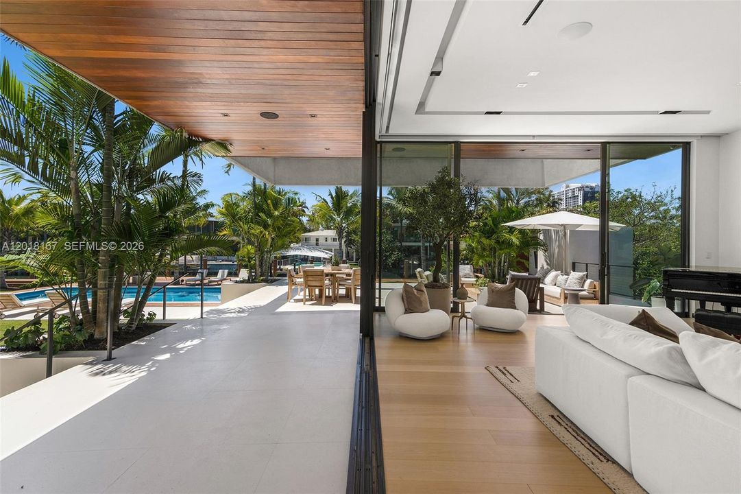 En Venta: $110,000,000 (9 camas, 9 baños, 10791 Pies cuadrados)