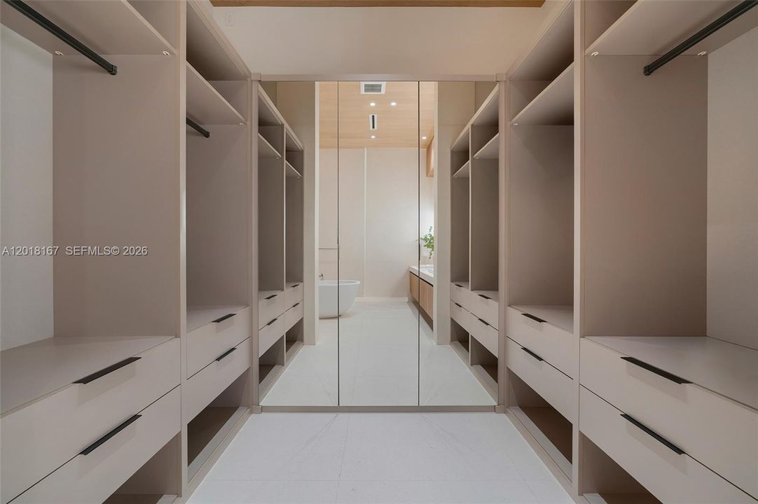 En Venta: $110,000,000 (9 camas, 9 baños, 10791 Pies cuadrados)