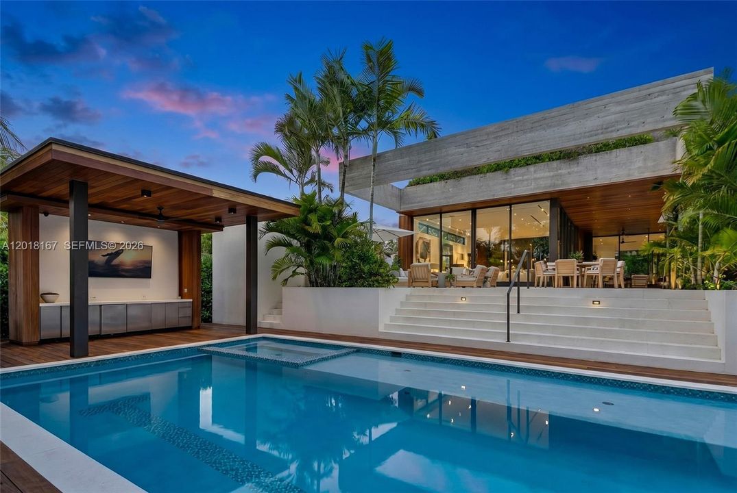 En Venta: $110,000,000 (9 camas, 9 baños, 10791 Pies cuadrados)