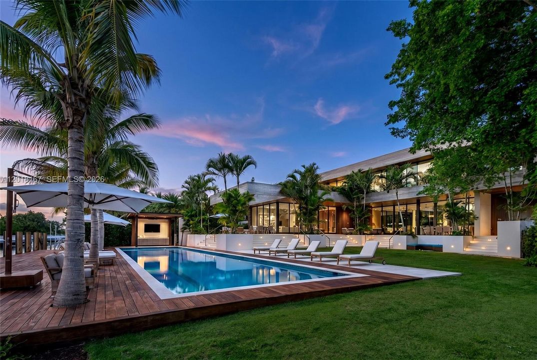 En Venta: $110,000,000 (9 camas, 9 baños, 10791 Pies cuadrados)