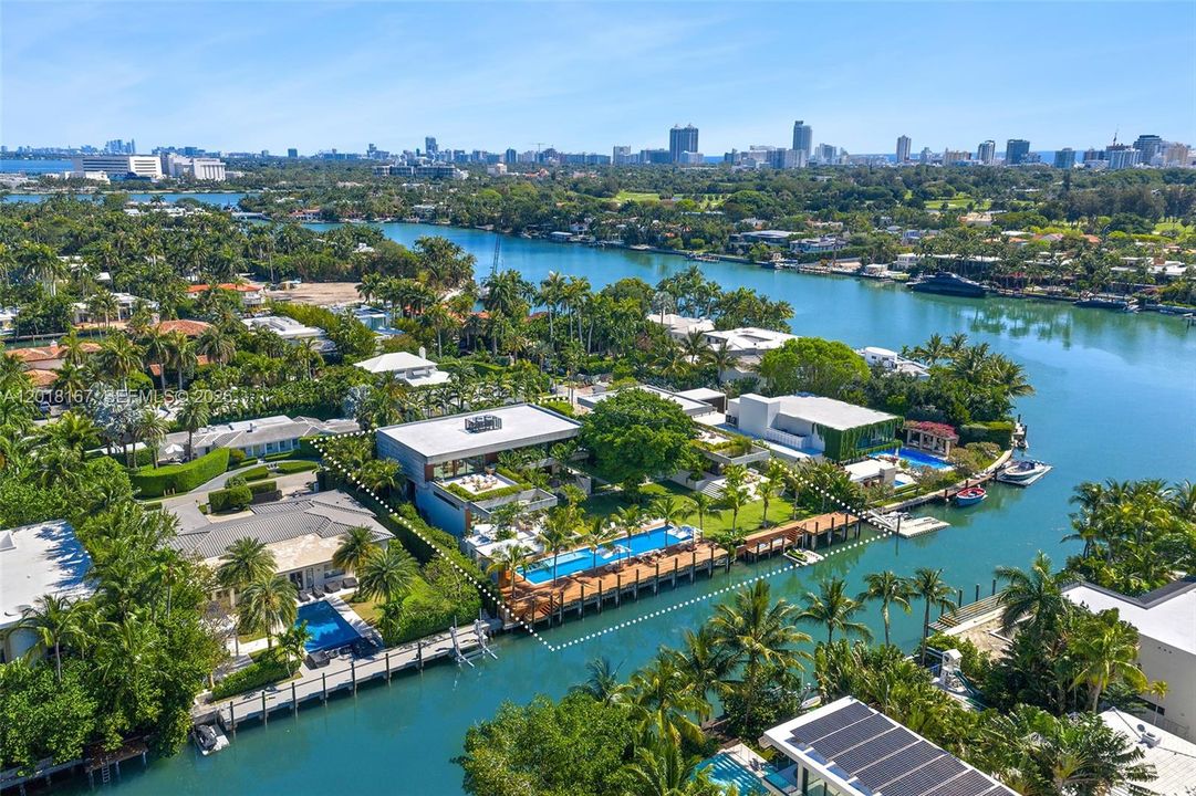 En Venta: $110,000,000 (9 camas, 9 baños, 10791 Pies cuadrados)