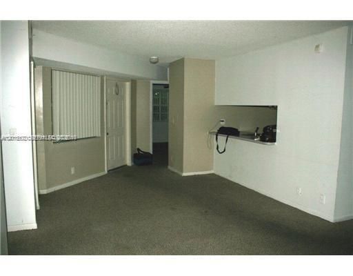 En Venta: $208,000 (2 camas, 2 baños, 985 Pies cuadrados)