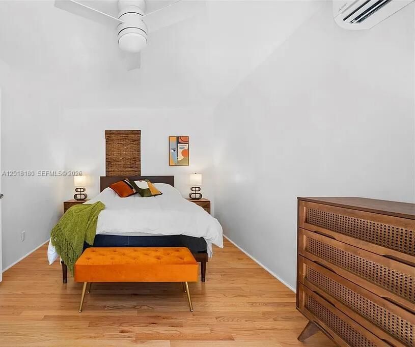 En Venta: $1,119,000 (3 camas, 2 baños, 1628 Pies cuadrados)