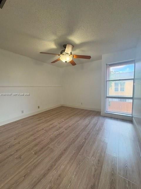 En Venta: $197,000 (3 camas, 2 baños, 1770 Pies cuadrados)