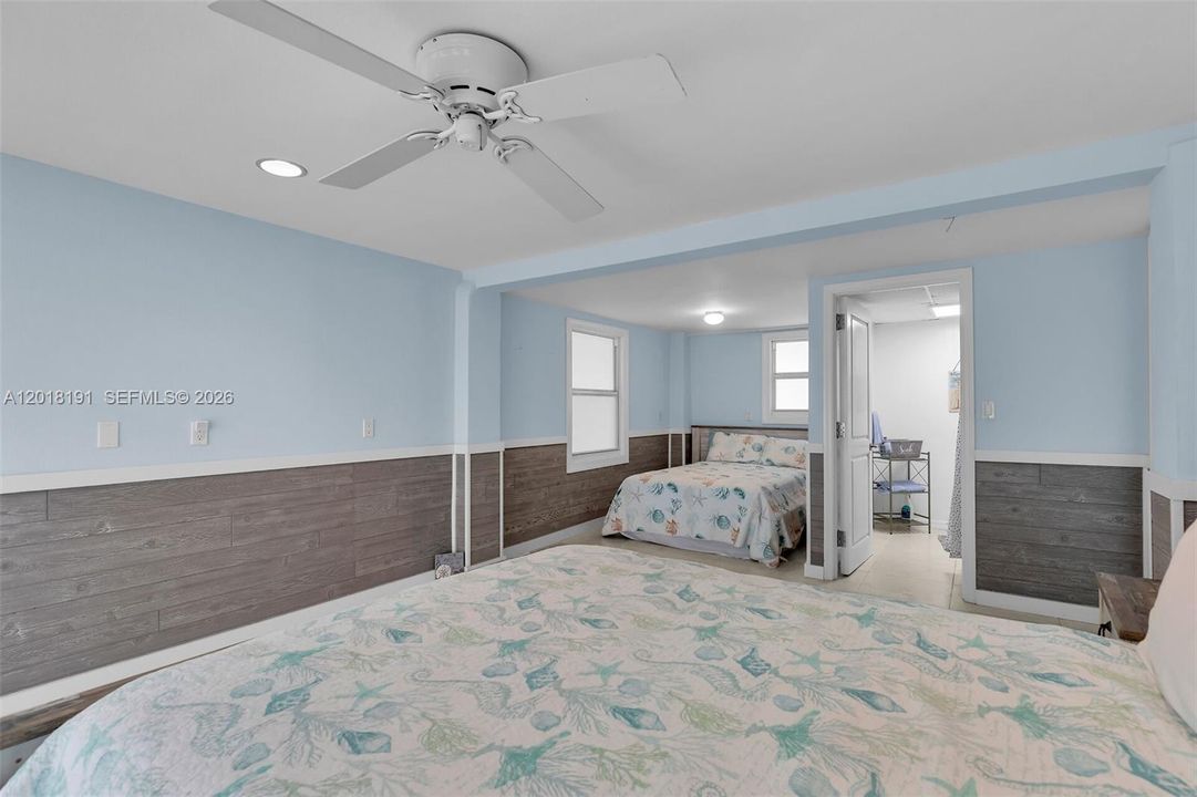 For Sale: $1,150,000 (4 beds, 3 baths, 960 Square Feet)