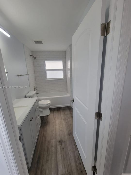En Venta: $350,000 (2 camas, 1 baños, 850 Pies cuadrados)