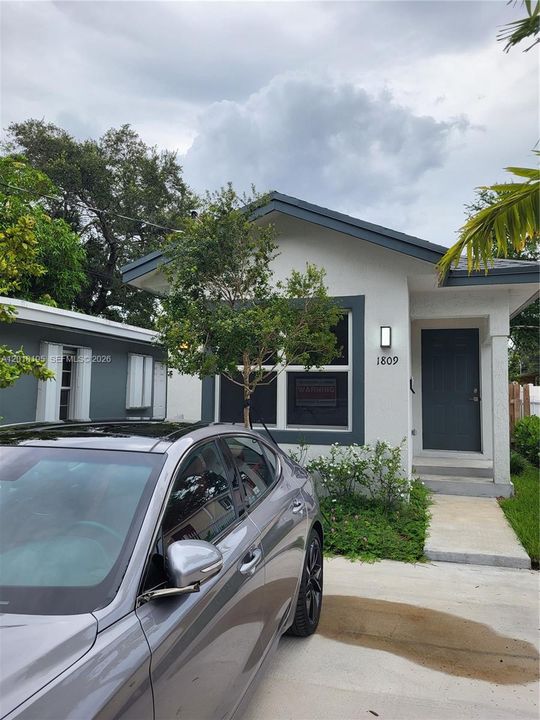 En Venta: $350,000 (2 camas, 1 baños, 850 Pies cuadrados)