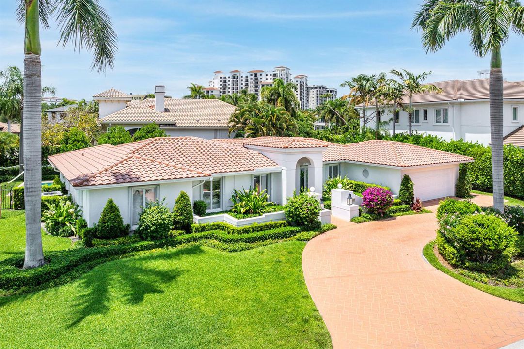 1251_Thatch_Palm_Drive_Aerial_01