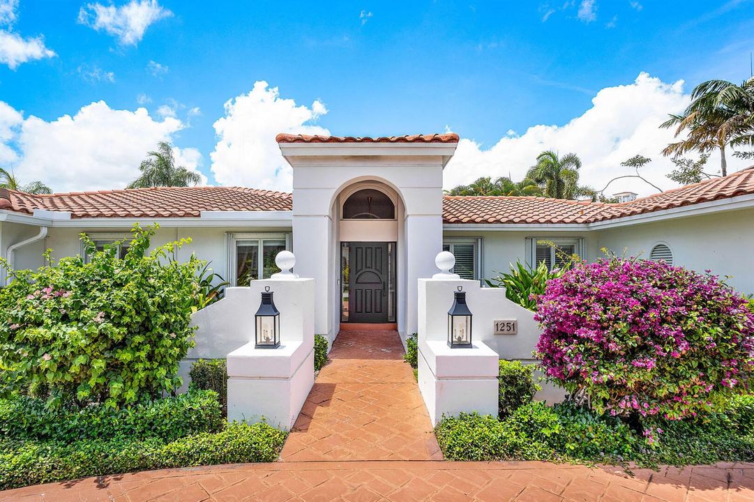 1251_Thatch_Palm_Drive_04