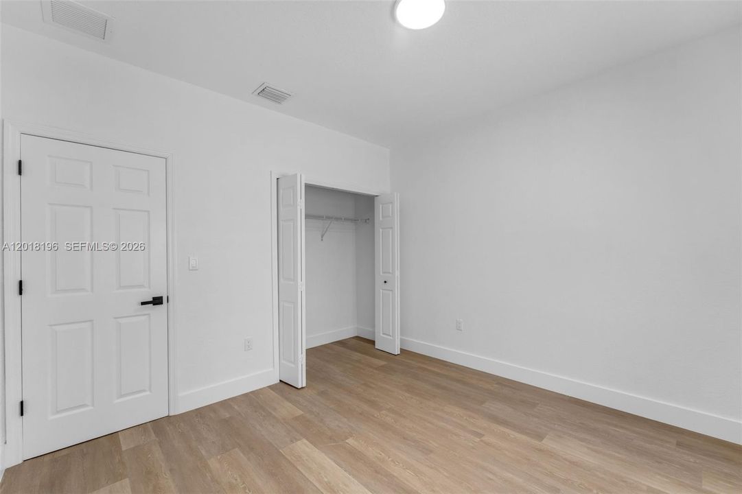 На продажу: $495,000 (3 спален, 2 ванн, 1554 Квадратных фут)