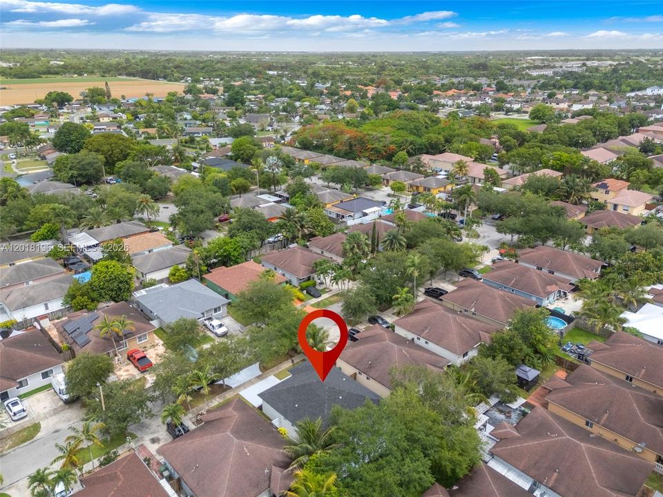 На продажу: $495,000 (3 спален, 2 ванн, 1554 Квадратных фут)