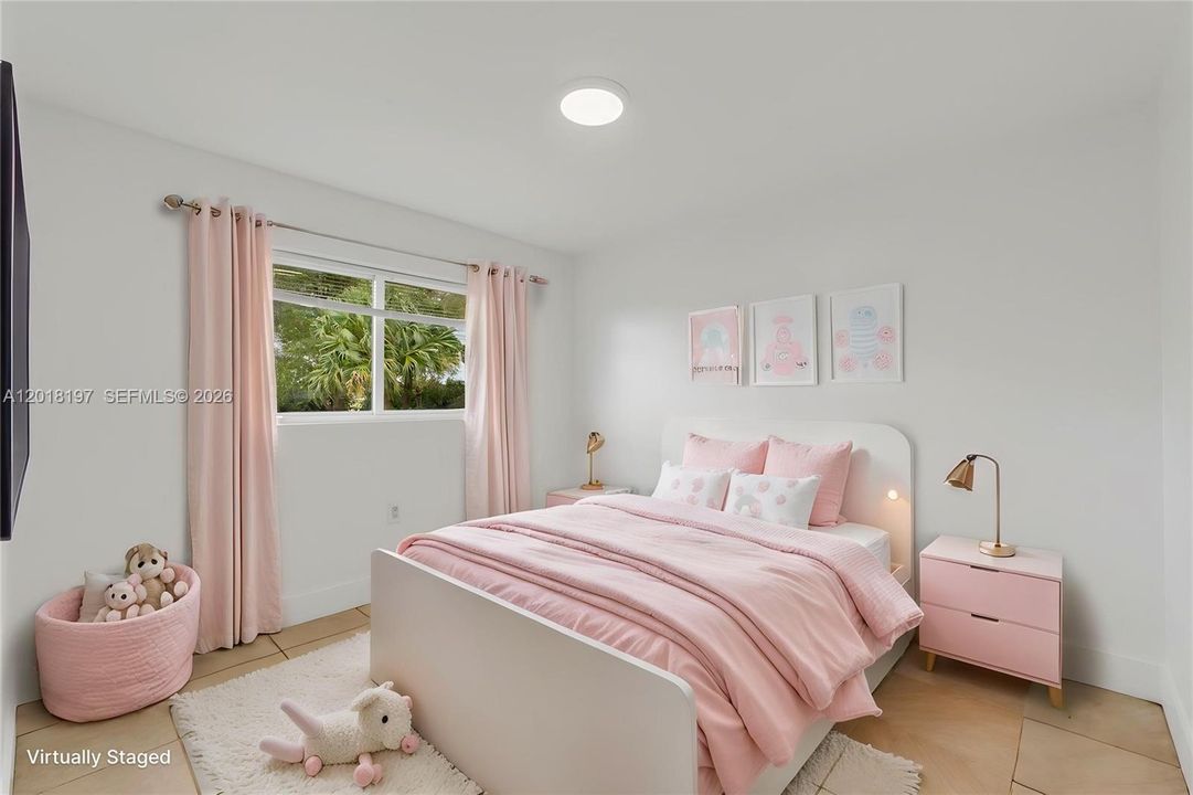 For Sale: $385,000 (3 beds, 1 baths, 1323 Square Feet)
